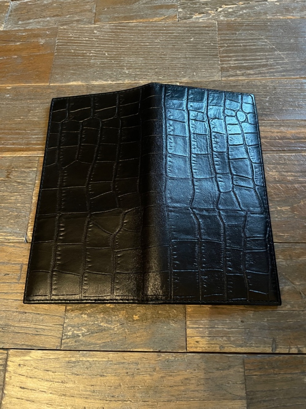 Lauren Ralph Lauren Croc Embossed Leather Wallet Checkbook Holder - Picture 4 of 9